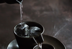 Delhi Black Sake Set