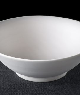 Gently Tapered Serving Bowl